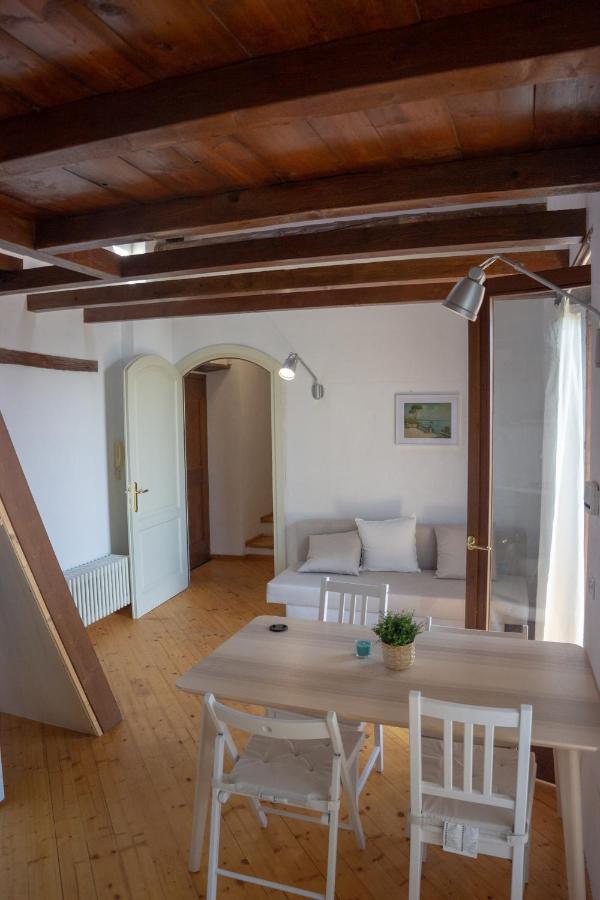 Casa Patrone Hotel Nebbiuno Exterior photo